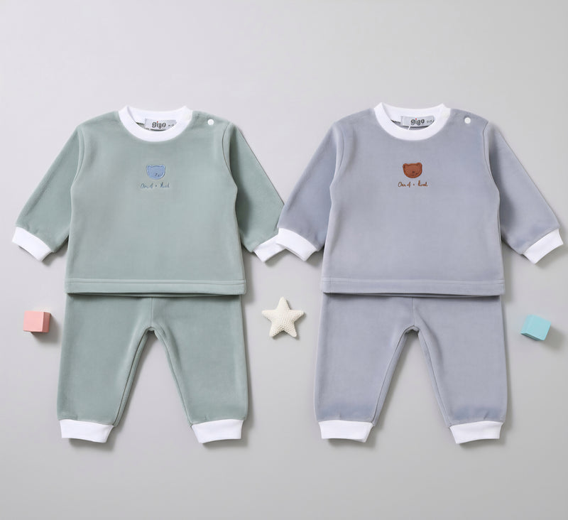 بجامة مخمل مبطنة فرو