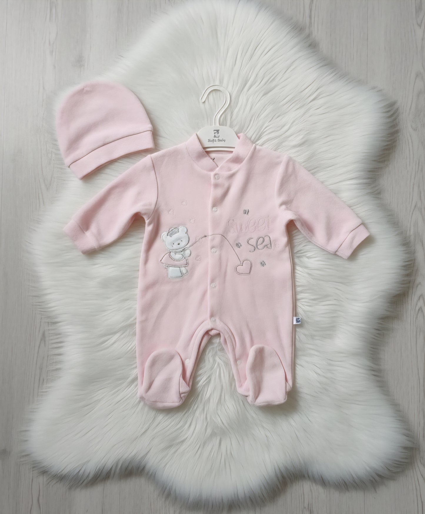 افرهول مخمل مع طقية